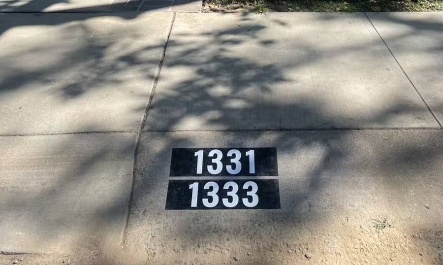 Black Curb Number